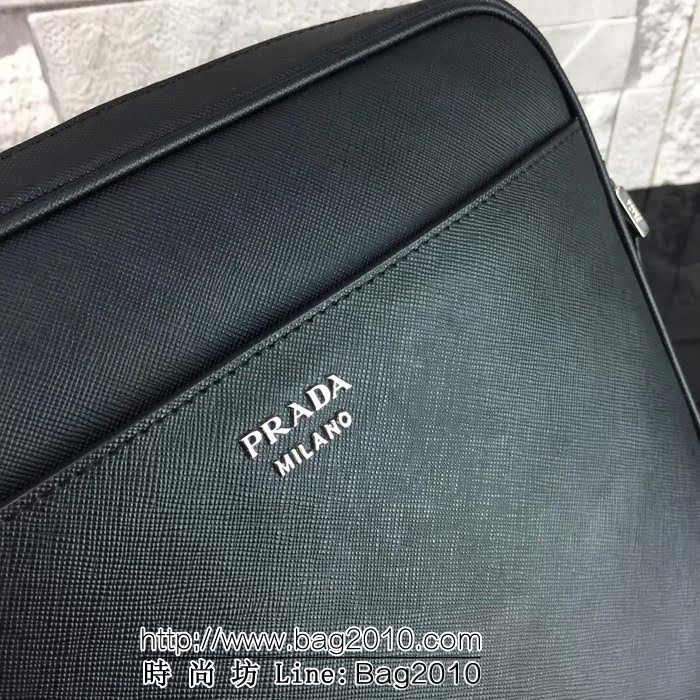 普拉達PRADA原單 最新款2VH014克色原版男士單肩斜挎包 官網同步 PHY1350